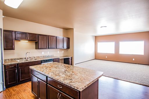 1465 Roughrider Blvd, Unit 201, Dickinson, ND 58601