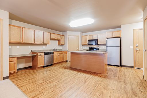 1425 Roughrider Blvd, Unit 208, Dickinson, ND 58601