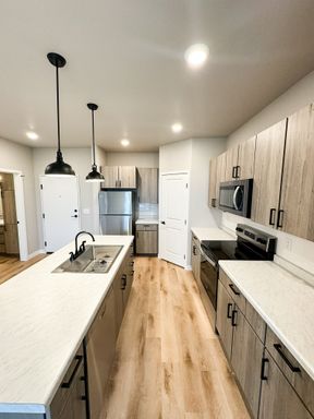 Listing photo thumbnail