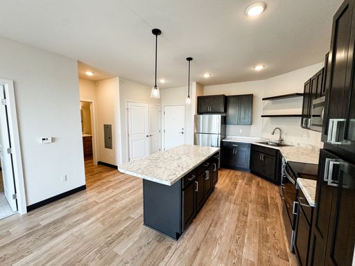 Listing photo thumbnail