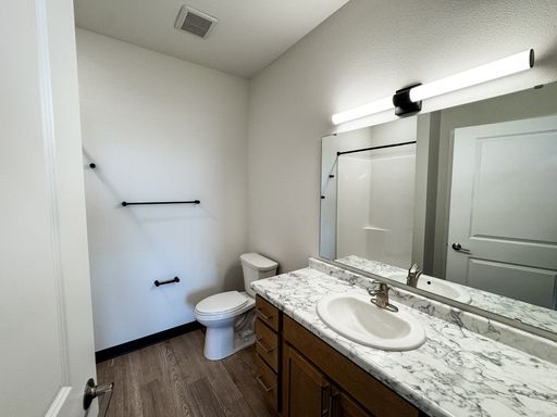 Listing photo thumbnail
