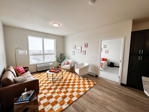 Listing photo thumbnail