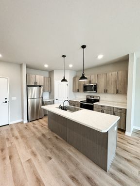 4420 Calico Dr S - 243, Fargo, ND 58104