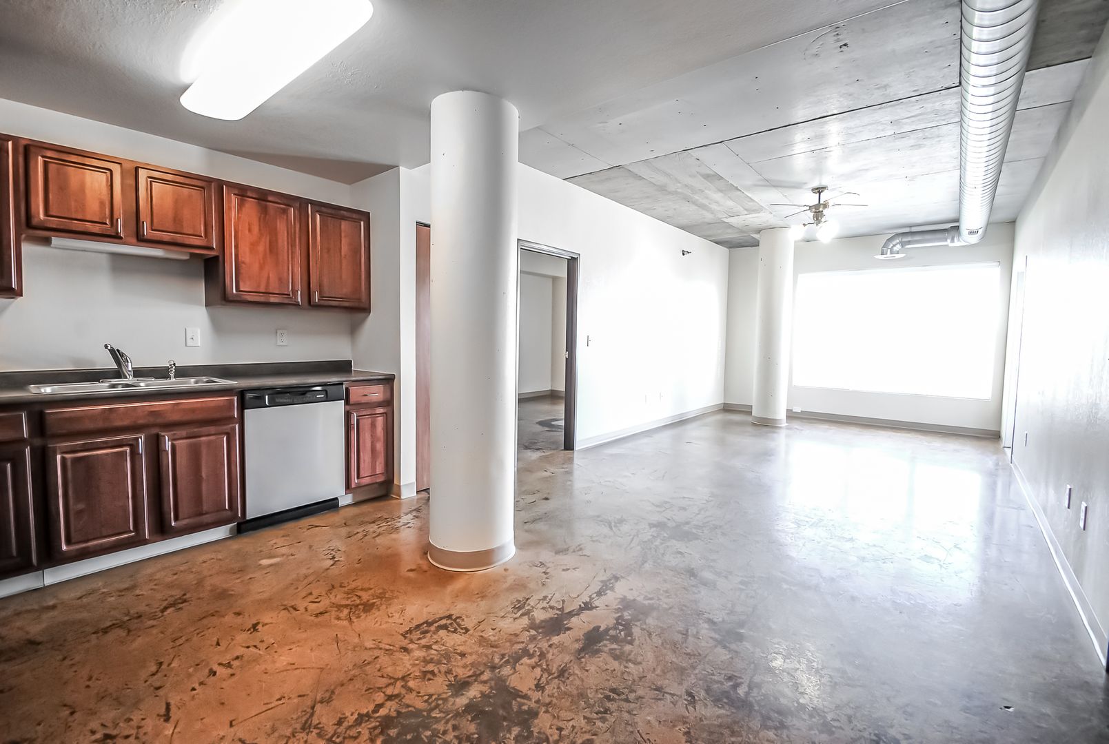 Fargo Apartment: 1919 N University Dr