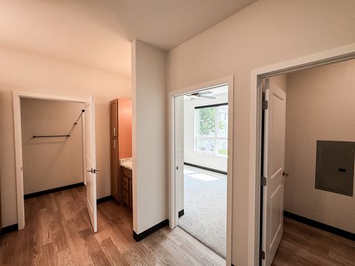 Listing photo thumbnail