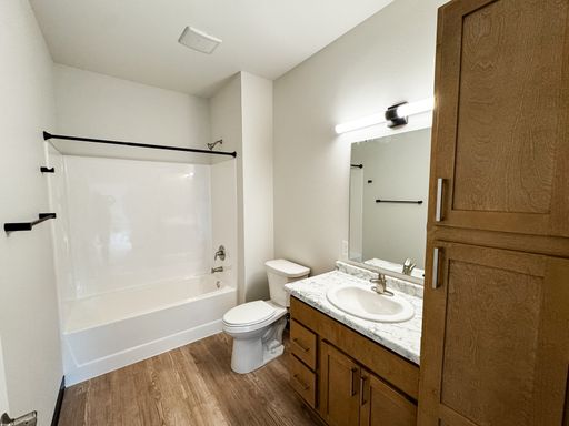 Listing photo thumbnail