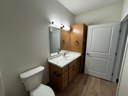 Listing photo thumbnail