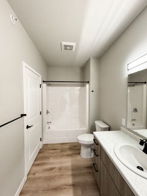 Listing photo thumbnail