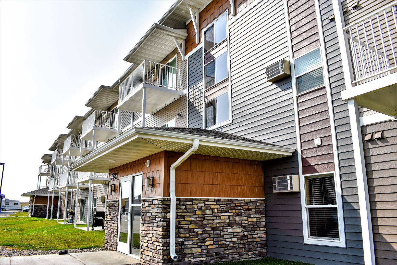 Dickinson Apartment: 4421 12th St W