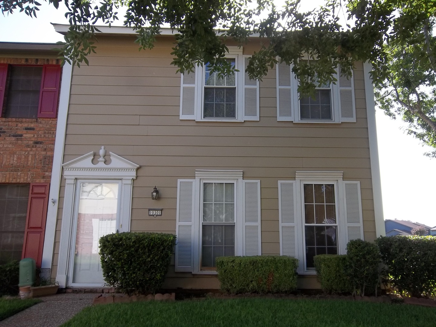 Shreveport House: 10301 Loma Vista
