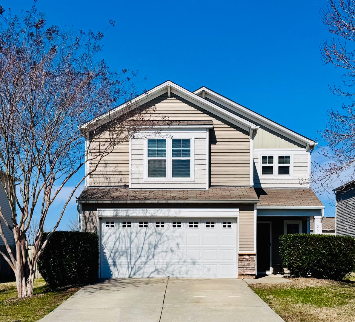 Mebane House: 202 Collington Drive