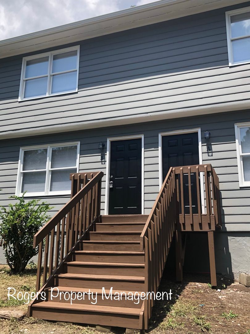 Creedmoor Townhome: 402 Cozart St.