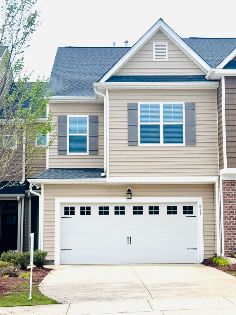 Durham Townhome: 211 Torpoint Rd.