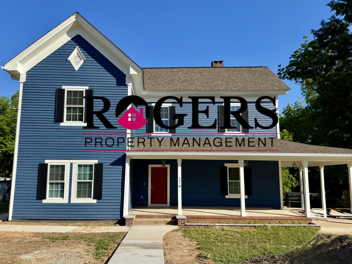 Oxford Apartment: 216 Forest Avenue