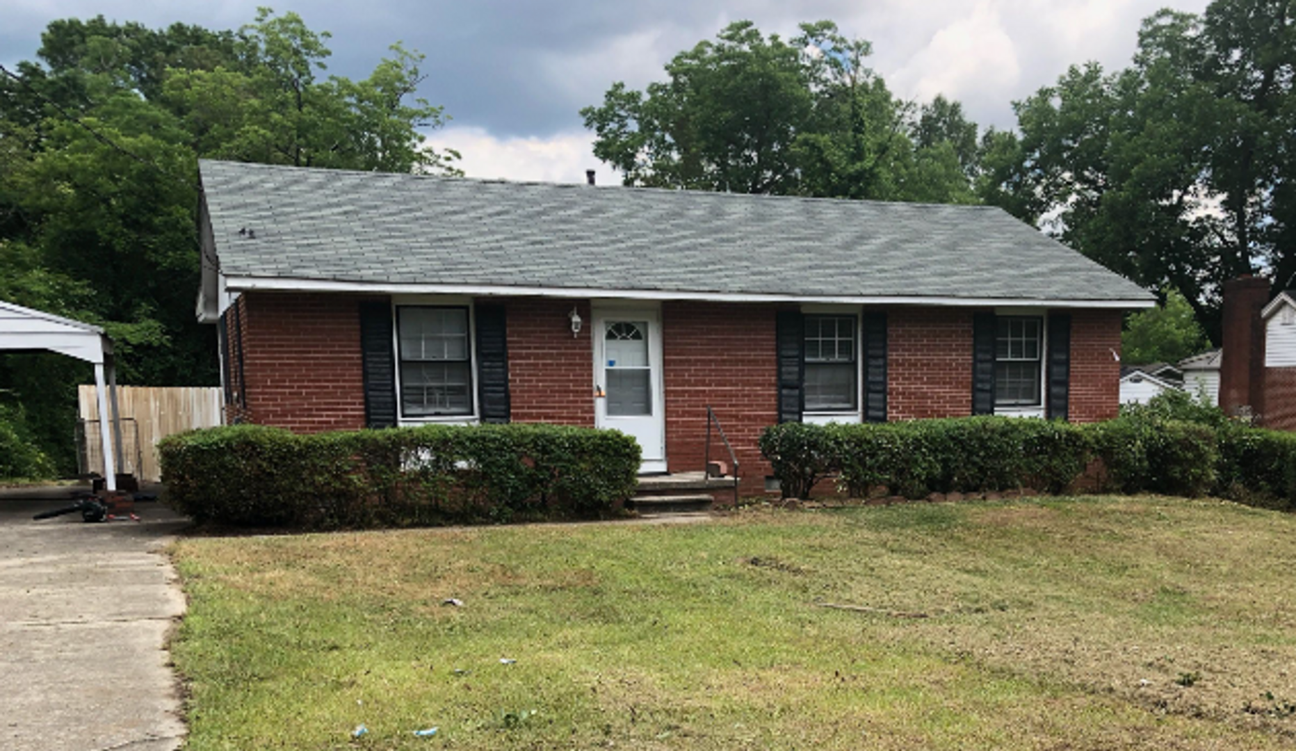 Raleigh House: 921 Weston St.
