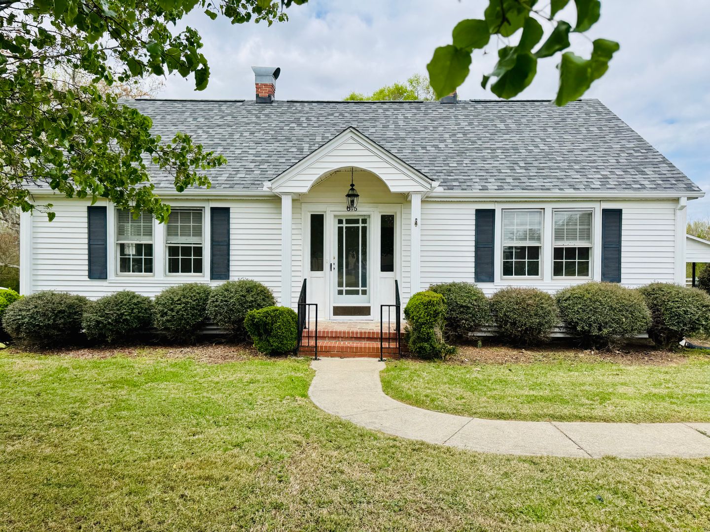 Oxford House: 616 Roxboro St