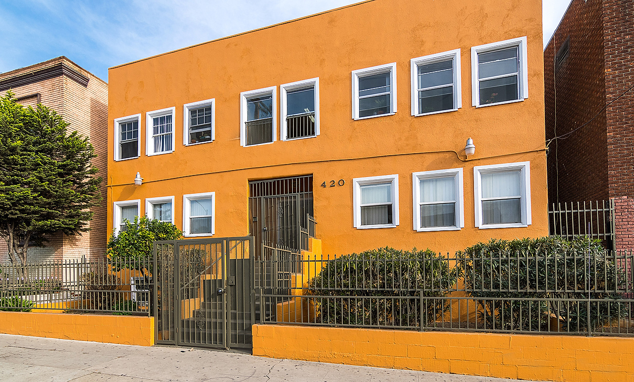 Los Angeles Apartment: 420 N. Coronado Street