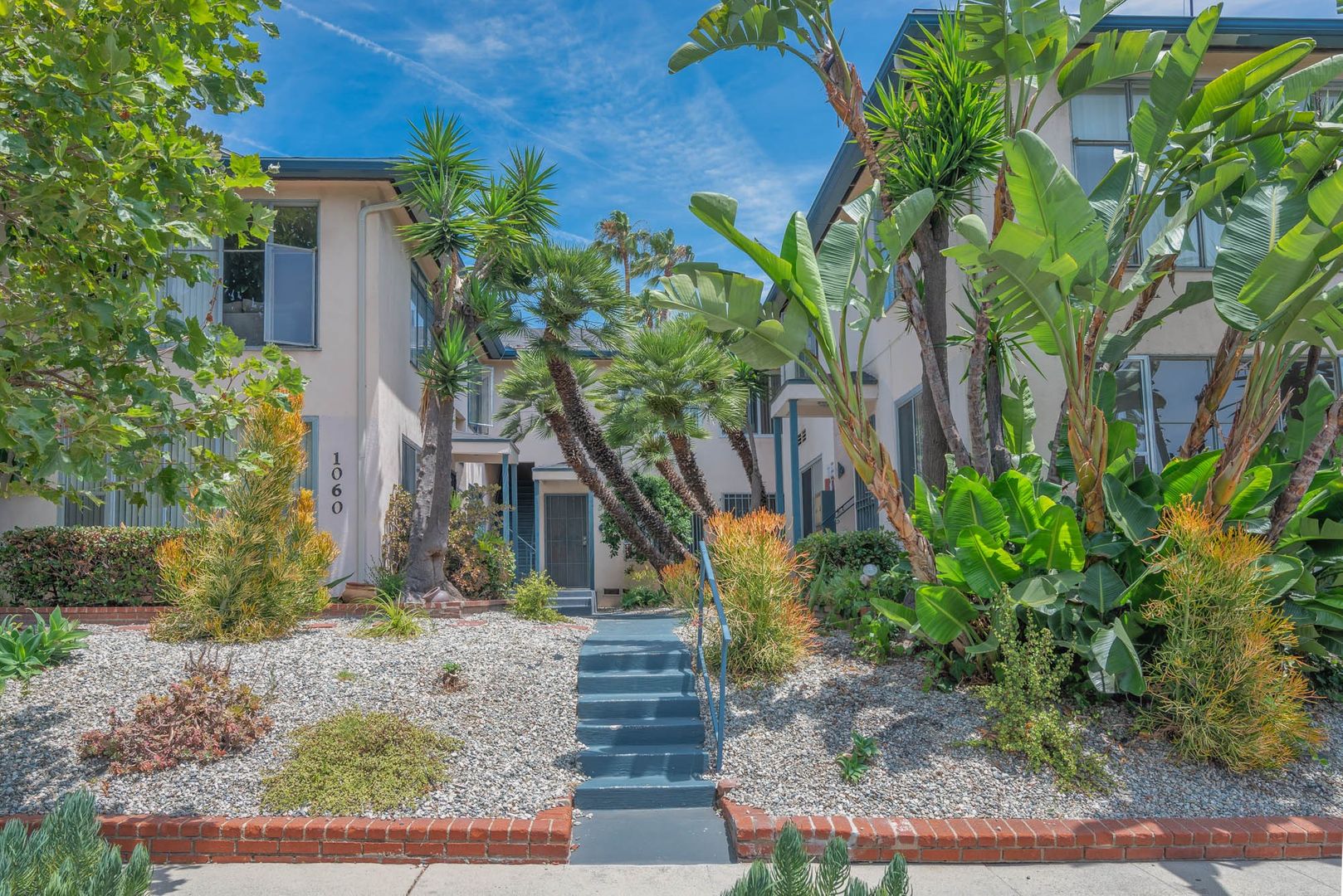 Los Angeles Apartment: 1060 S Stanley Avenue