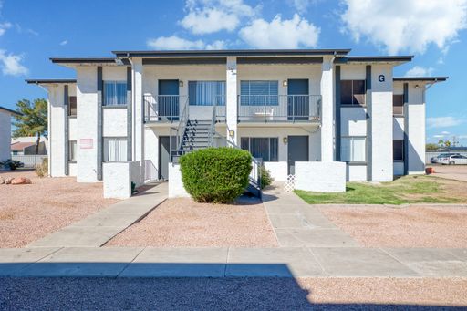 MOVE IN SPECIAL-BEAUTIFUL 1+1 MUST SEE!!!! ONLY $99 DEPOSIT (OAC) – photo 1