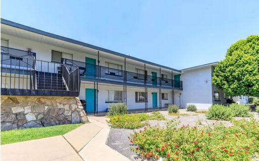 BEAUTIFUL 3+1 MUST SEE!!!! ONLY $99 DEPOSIT (OAC) – photo 1