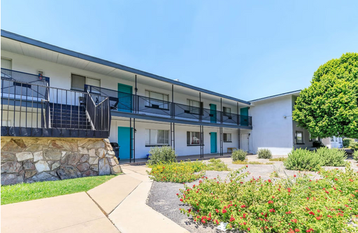BEAUTIFUL 3+1 MUST SEE!!!! ONLY $99 DEPOSIT (OAC) – photo 1
