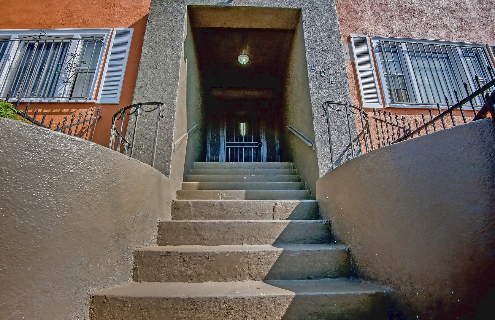 Los Angeles Apartment: 400 N. Coronado Street