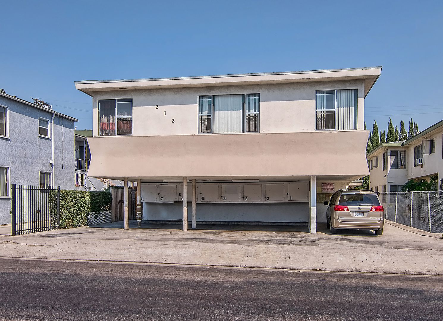 Los Angeles Apartment: 212 N. Normandie Avenue