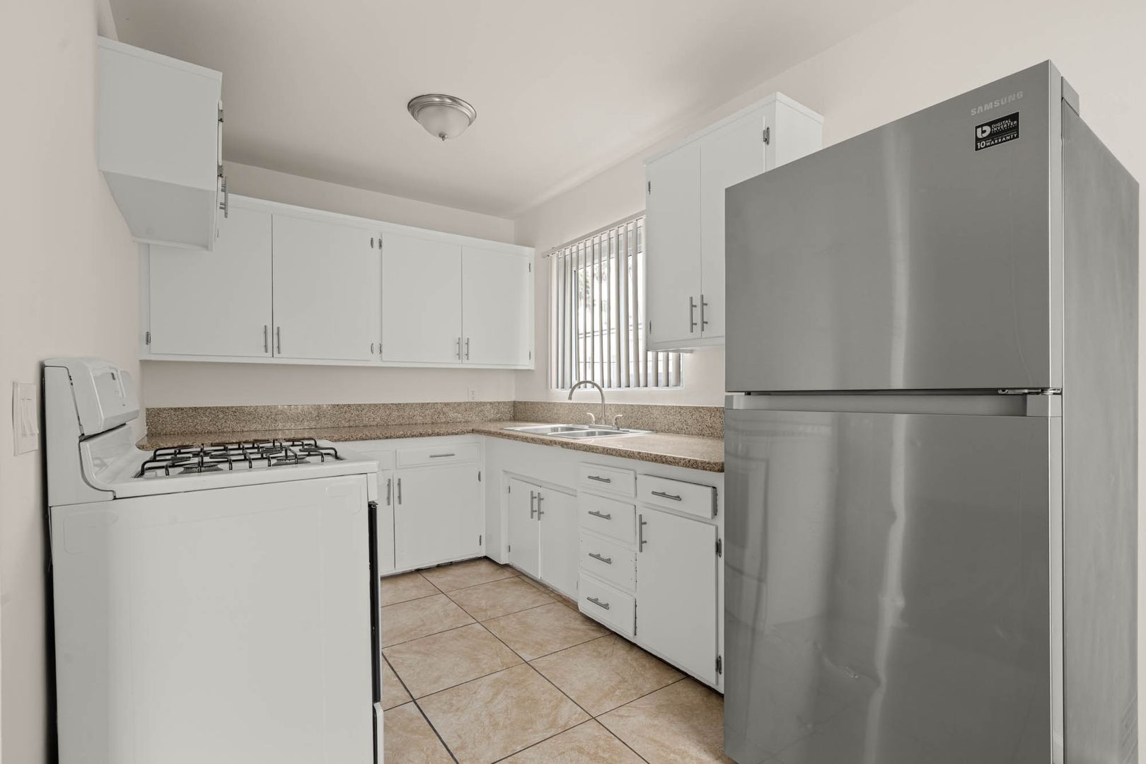 Los Angeles Apartment: 917 S. Fedora Street
