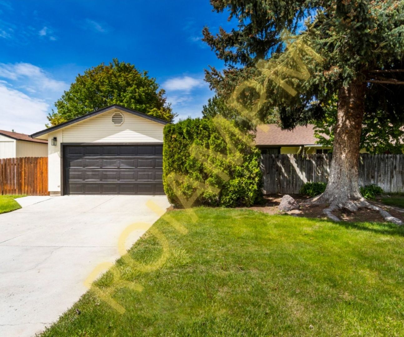 Charming 3 Bed, 2 Bath Home in PRIME Twin Falls Location – $1,950/Month