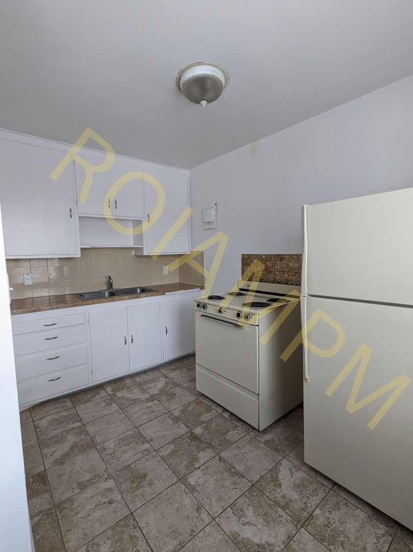 Pocatello Apartment: 1160 South 4th Avenue