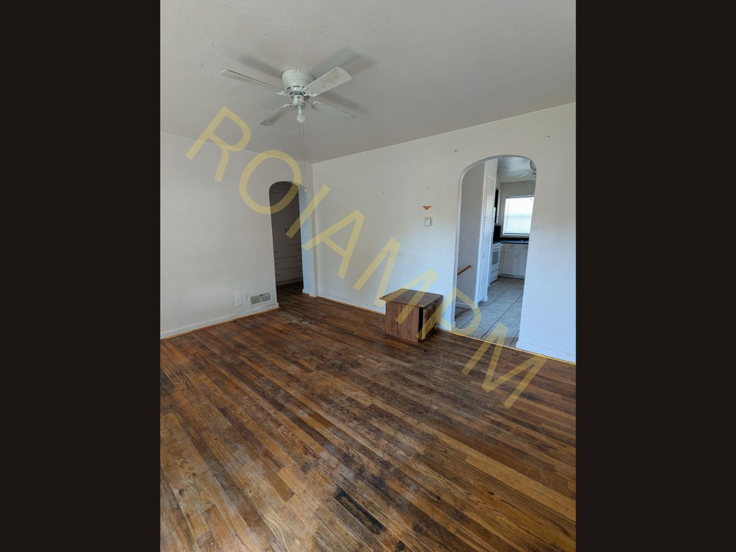 Gooding Apartment: 217 Oregon Street