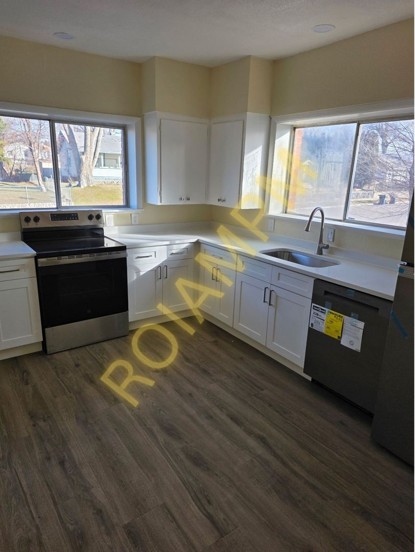 American Falls Apartment: 1505 Idanha Ave
