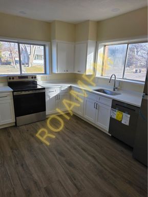 Remodeled 3-Bed 2-Bath Apartment