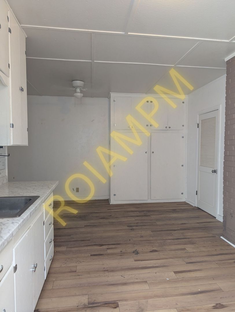 Twin Falls Apartment: 151 2nd Avenue East
