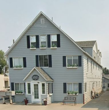 Downtown 1 Bed / 1 Bath Apartment – Walk to Main Street Fun!