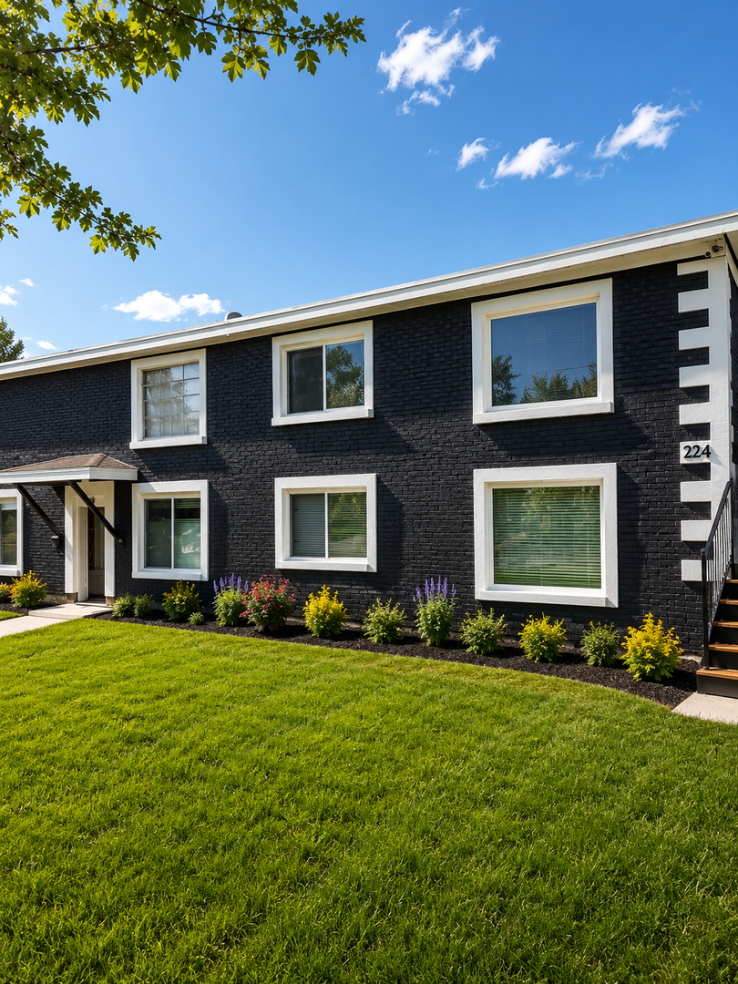 Charming SPACIOUS 2 Bedroom CONDO Apartment in the Heart of Salt Lake City 2 of 11