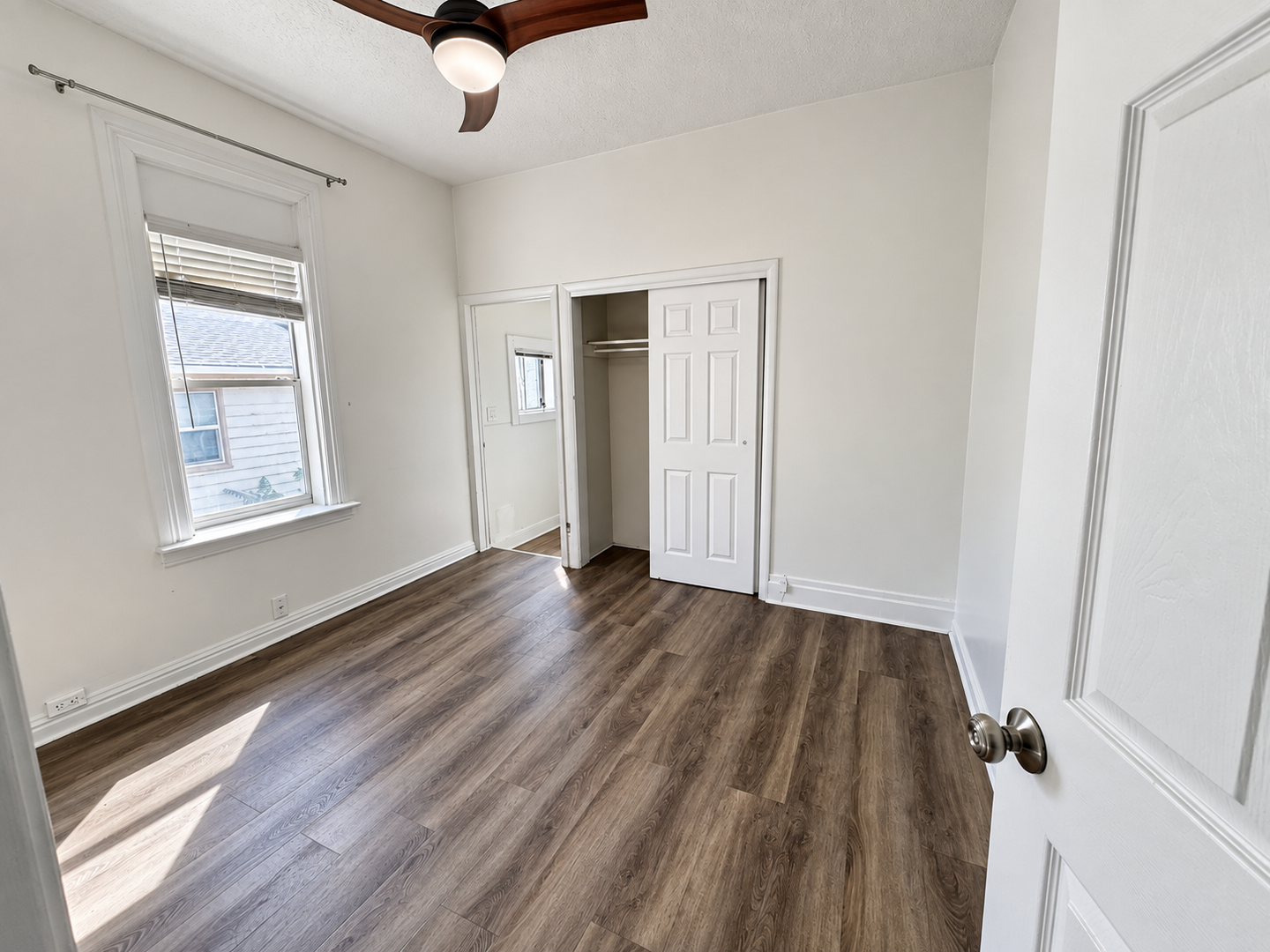 Charming SPACIOUS 2 Bedroom CONDO Apartment in the Heart of Salt Lake City 8 of 11