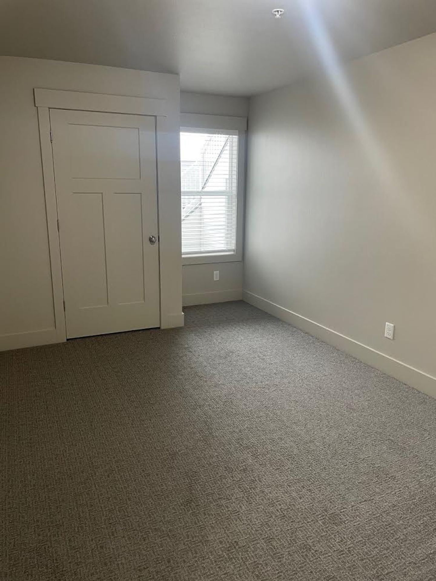 3562 East Gample Avenue 7 of 12