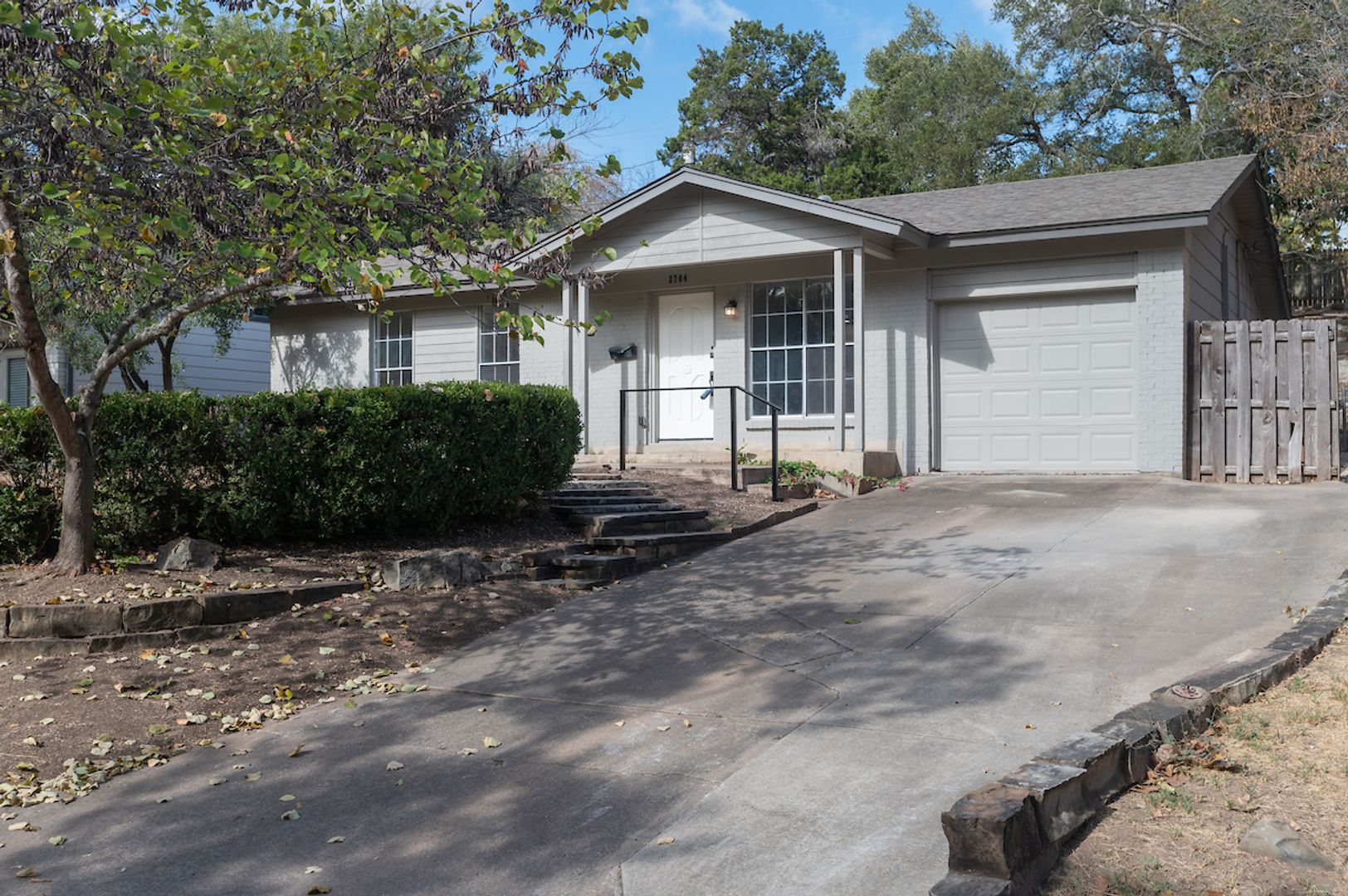Austin House: 2704 Carnarvon Lane