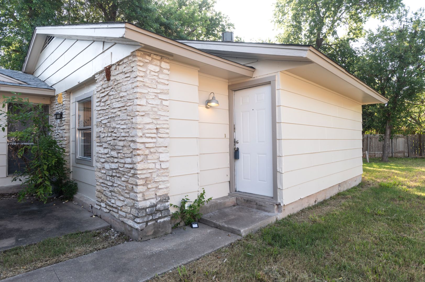 Austin Multiplex: 1407 Click Cv