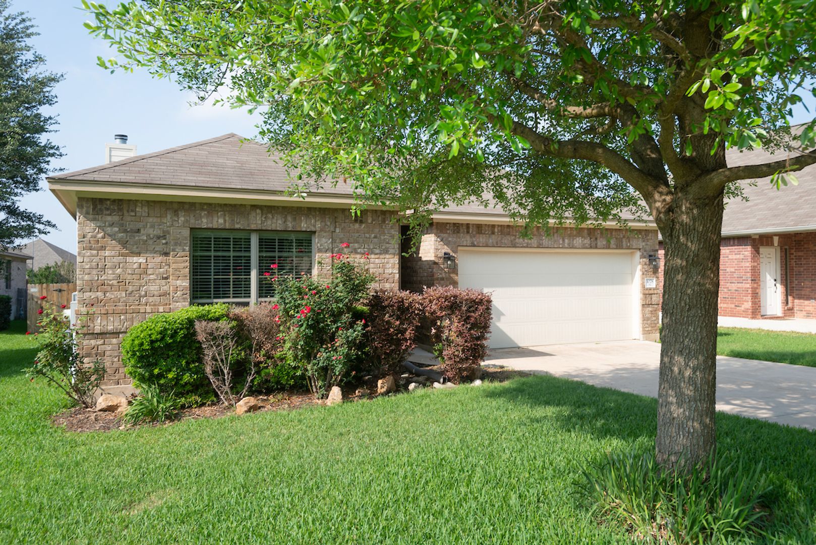 Round Rock House: 1078 Sussex Way
