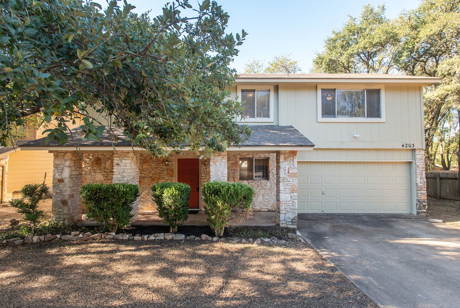 Austin House: 4203 Balboa Ln