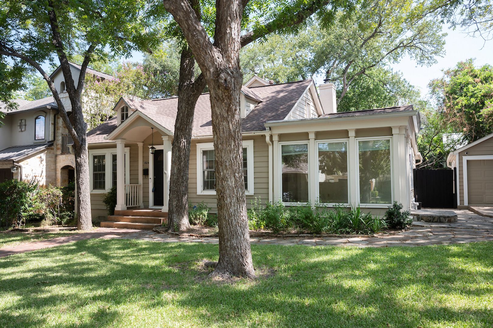 Austin House: 1804 Polo Road