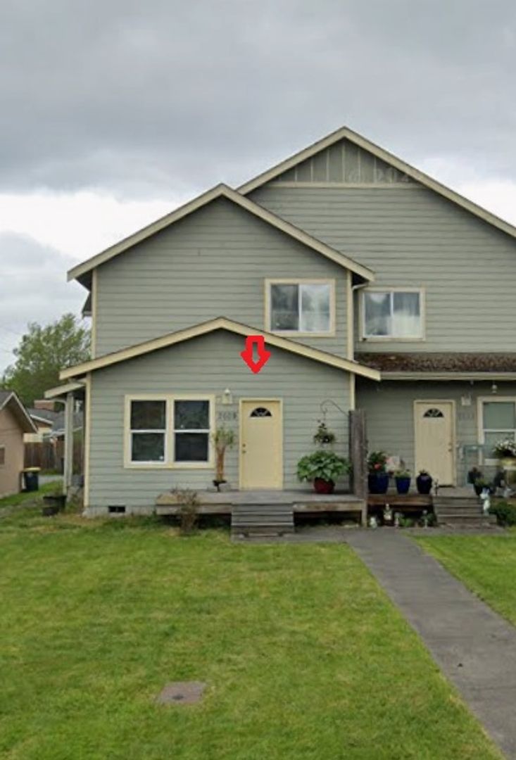 Bellingham Apartment: 2609/2611 Racine Street