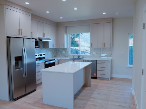 Brand NEW 3 bedroom condo!!!! – photo 1