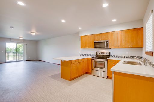 Beautiful 2 Bedroom 1 Bathroom Apartment! – photo 1