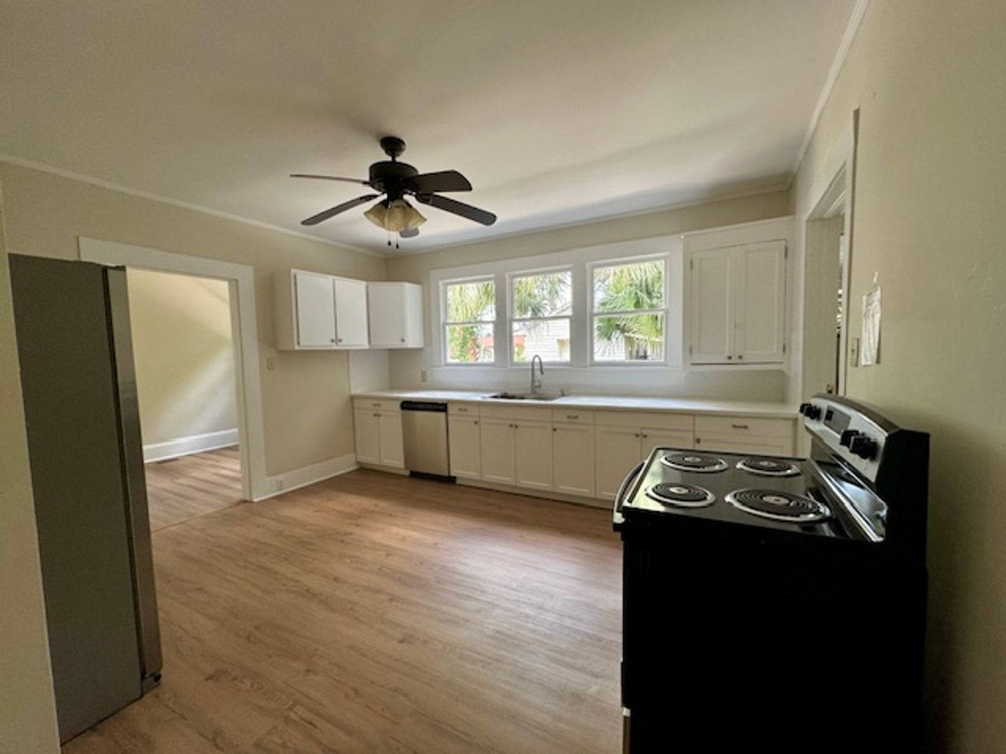 1109 Slater St, Valdosta, GA 31601