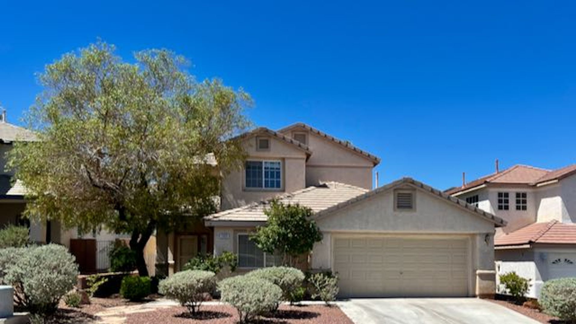 Henderson House: 2455 Silver Sunrise