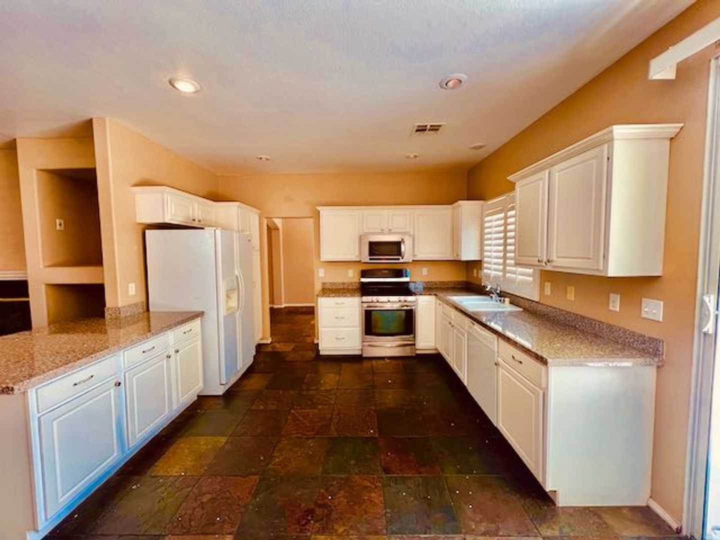 Henderson House: 2455 Silver Sunrise