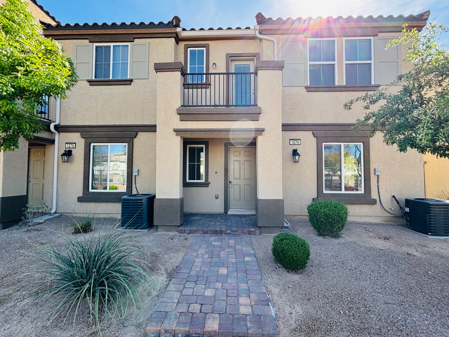 Henderson House: 1276 Arcadia Rim Place